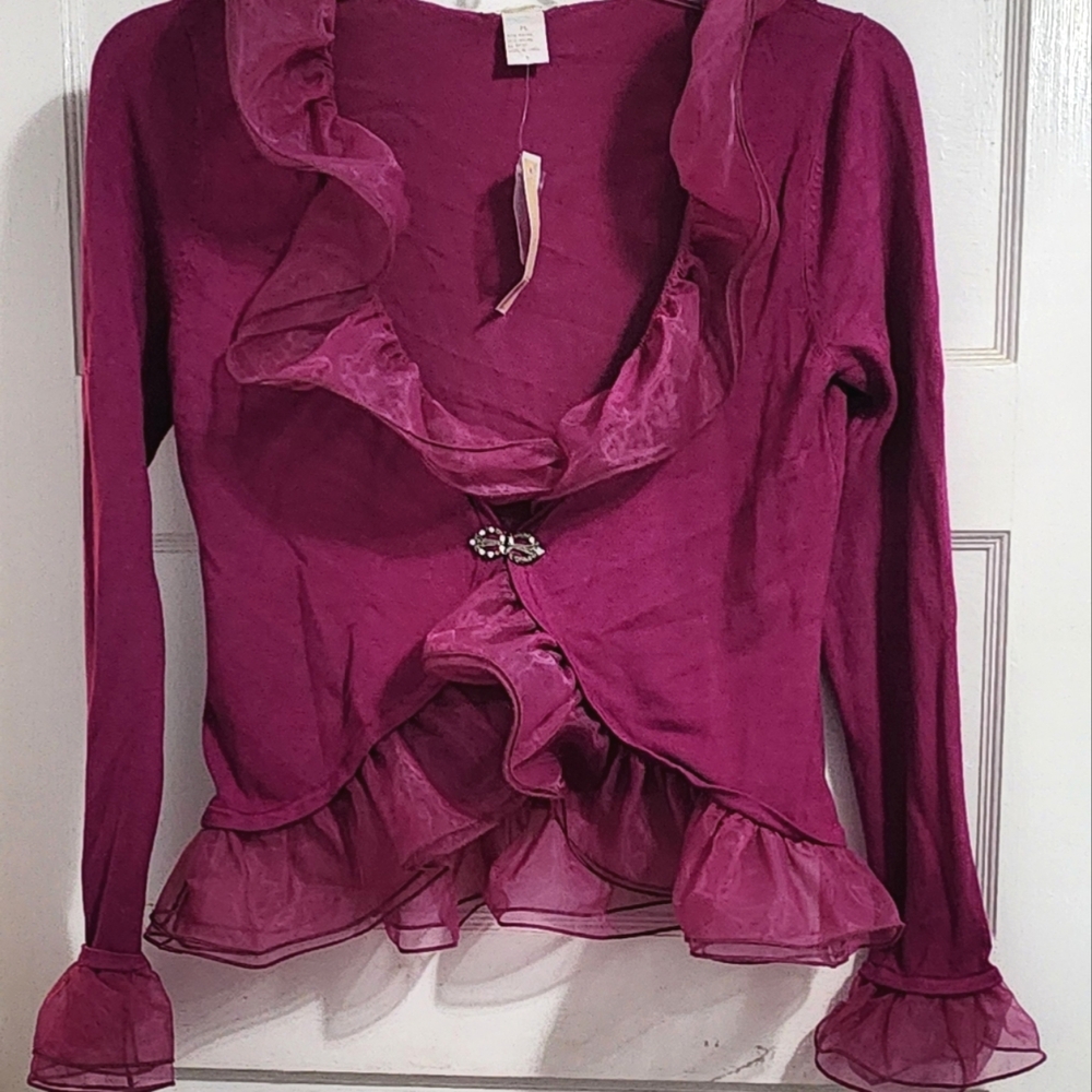 NWT Christina - PL -Magenta Organza Shrug with Clasp